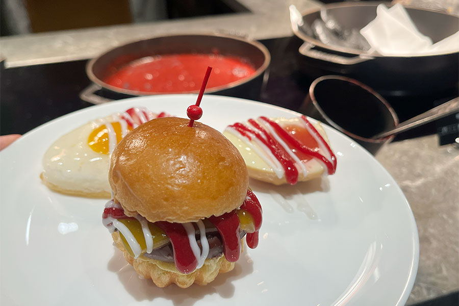 京都のヒルトン、開業1周年！初のハロウィンビュッフェに驚き「えっ