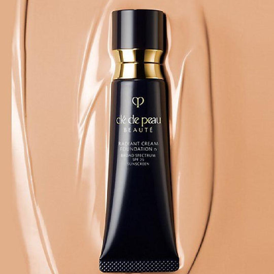 Cle De Peau Beaute ラディアント クリーム ファンデーション 21ml