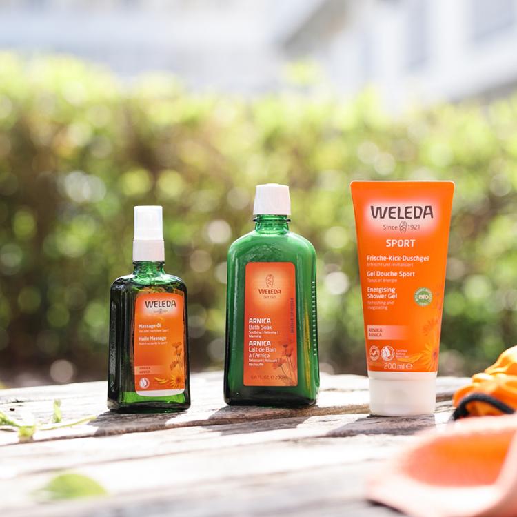 アルニカ マッサージオイル ポンプ式 100ml: コスメ＆ビューティー