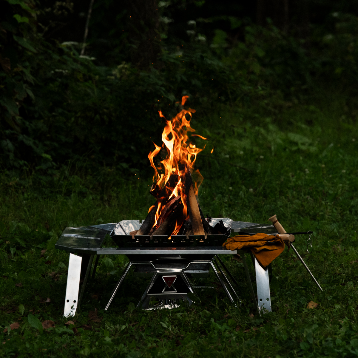 イージーステン囲炉裏テーブル|ギア|家具|テーブル|製品情報|ロゴス