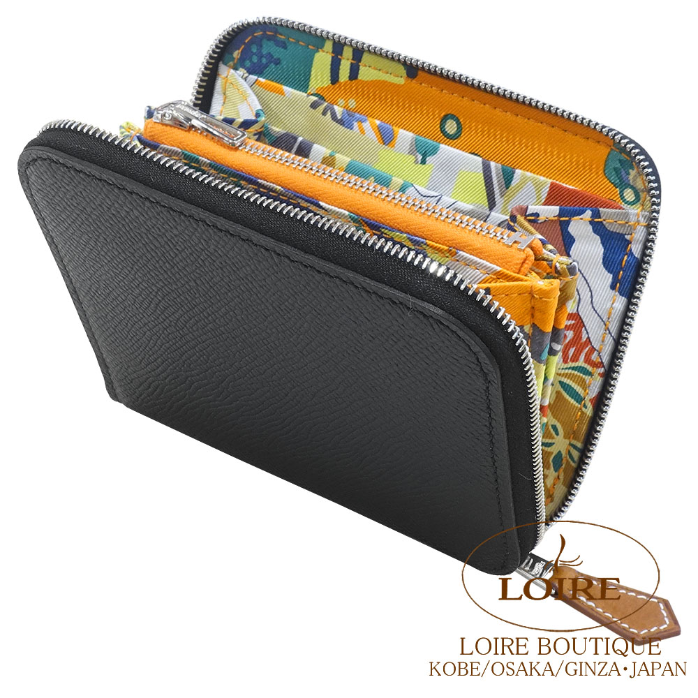 エルメス<br>アザップ シルクイン コンパクト<br>クロ×オレンジ<br