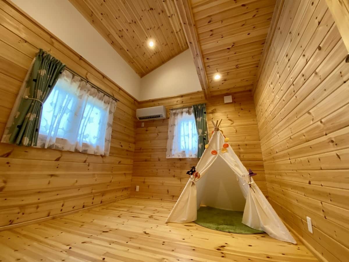 おもちゃ箱みたいなログハウス！『BIG BOX津和野 島根』のかわいすぎる
