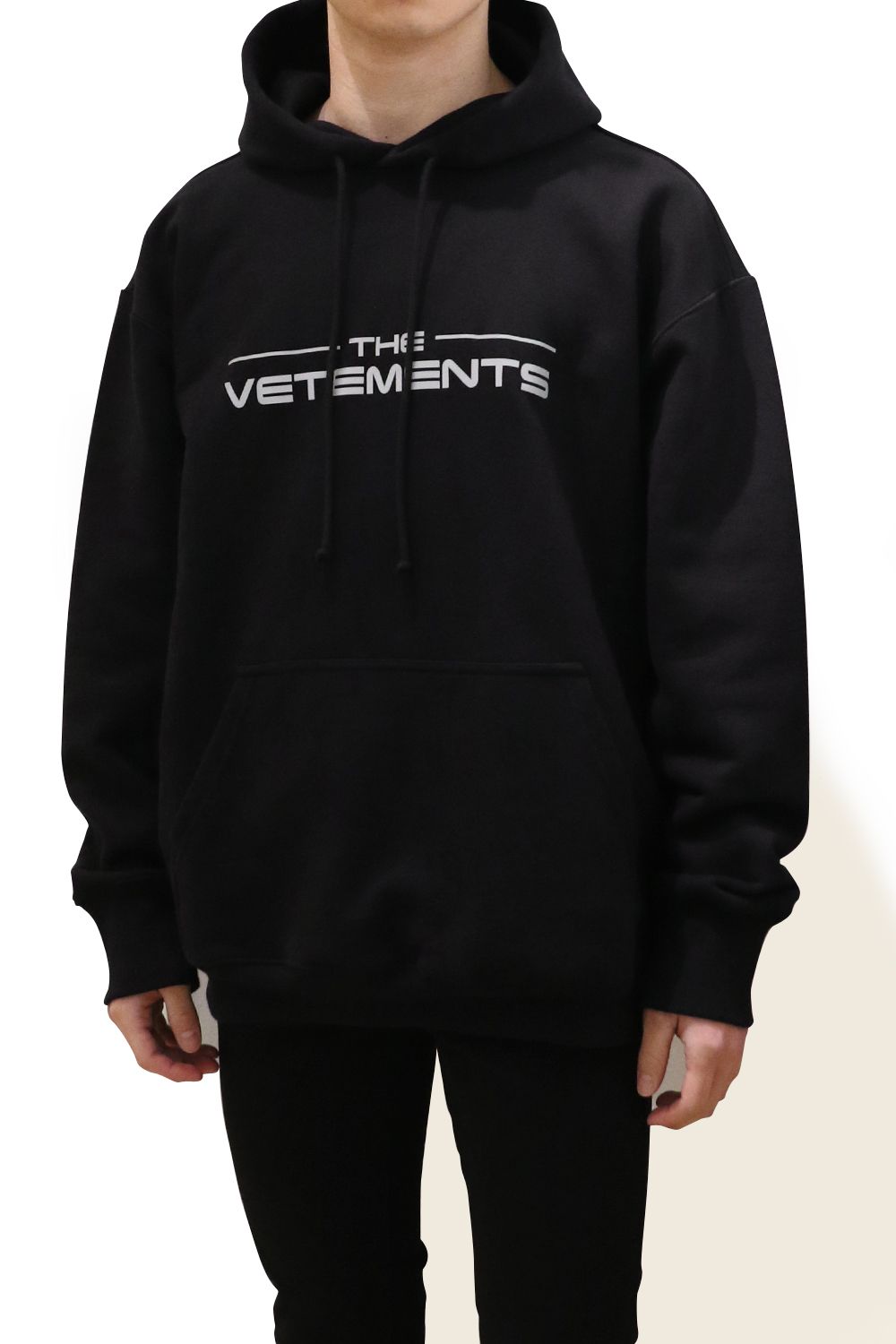 VETEMENTS - The Logo Hoodie | laid-back
