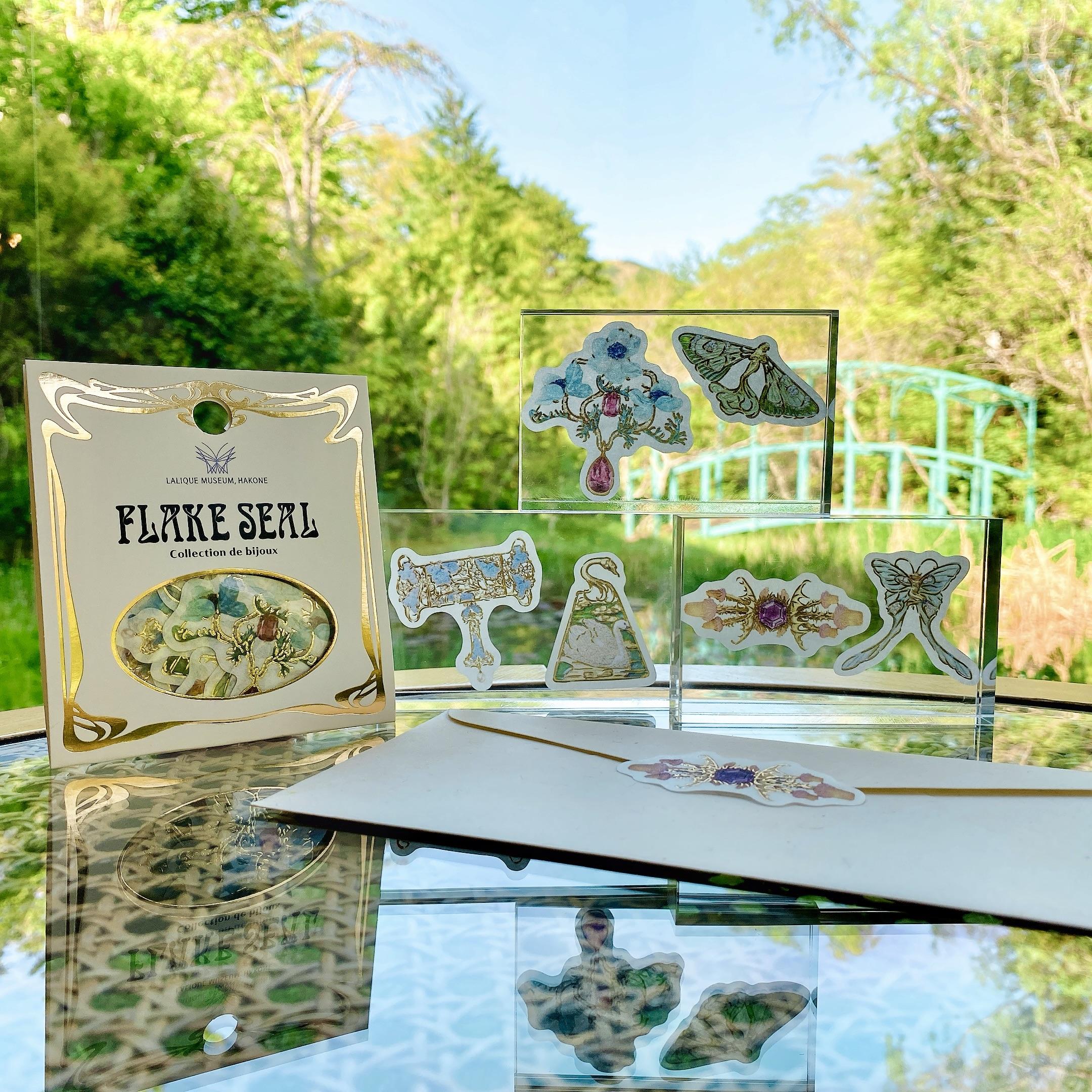 ラリックのジュエリーや香水瓶がフレークシールになりました - LALIQUE