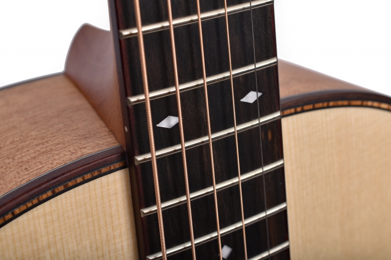 Products - Larrivée Guitars