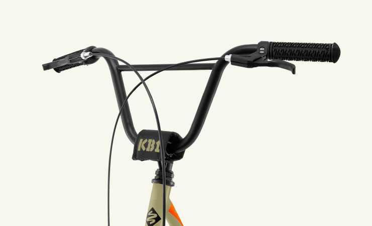 Street Surfing / ストリートサーフィン】オフロードキックボード K