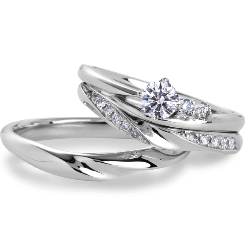 Camellia（カメリア）｜重ね着けデザインの婚約指輪・結婚指輪｜婚約