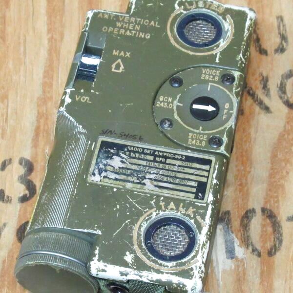 米軍実物 AN/PRC-90-2 軍用無線機 部品・パーツ