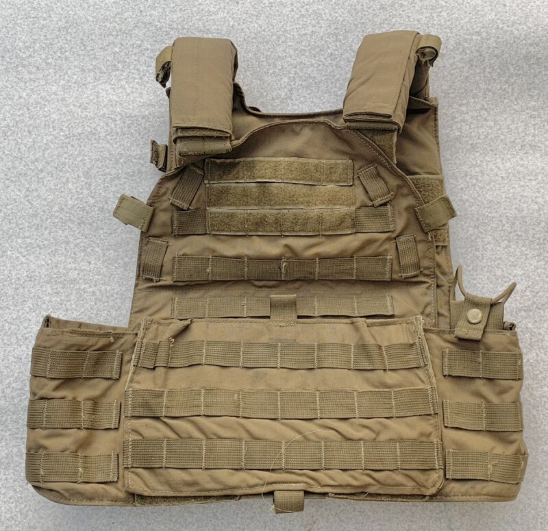 米海軍放出品 実物 LBT-6094M モジュラー プレートキャリア M/L