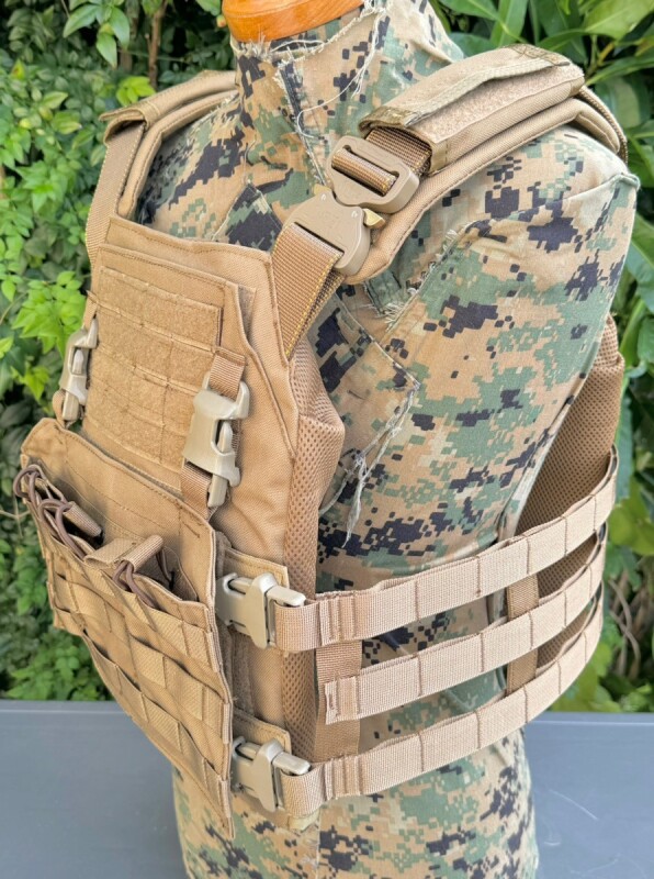 海兵隊実物 新型オードナンス プレートキャリア L コヨーテ 沖縄