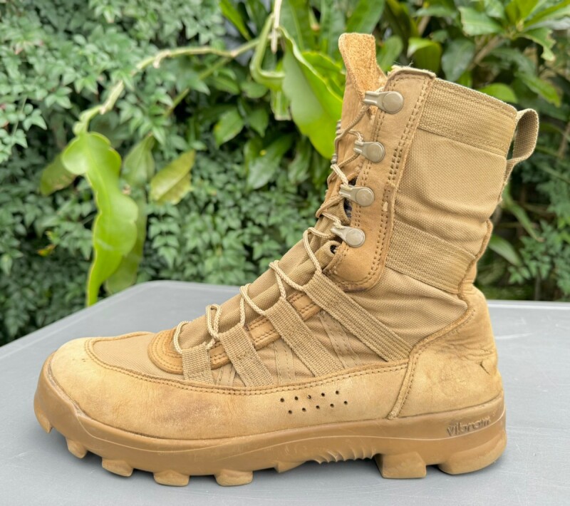 米軍隊実物 DANNER TROPICIAL 8 COYOTE HOT 52121 ダナーミリタリー