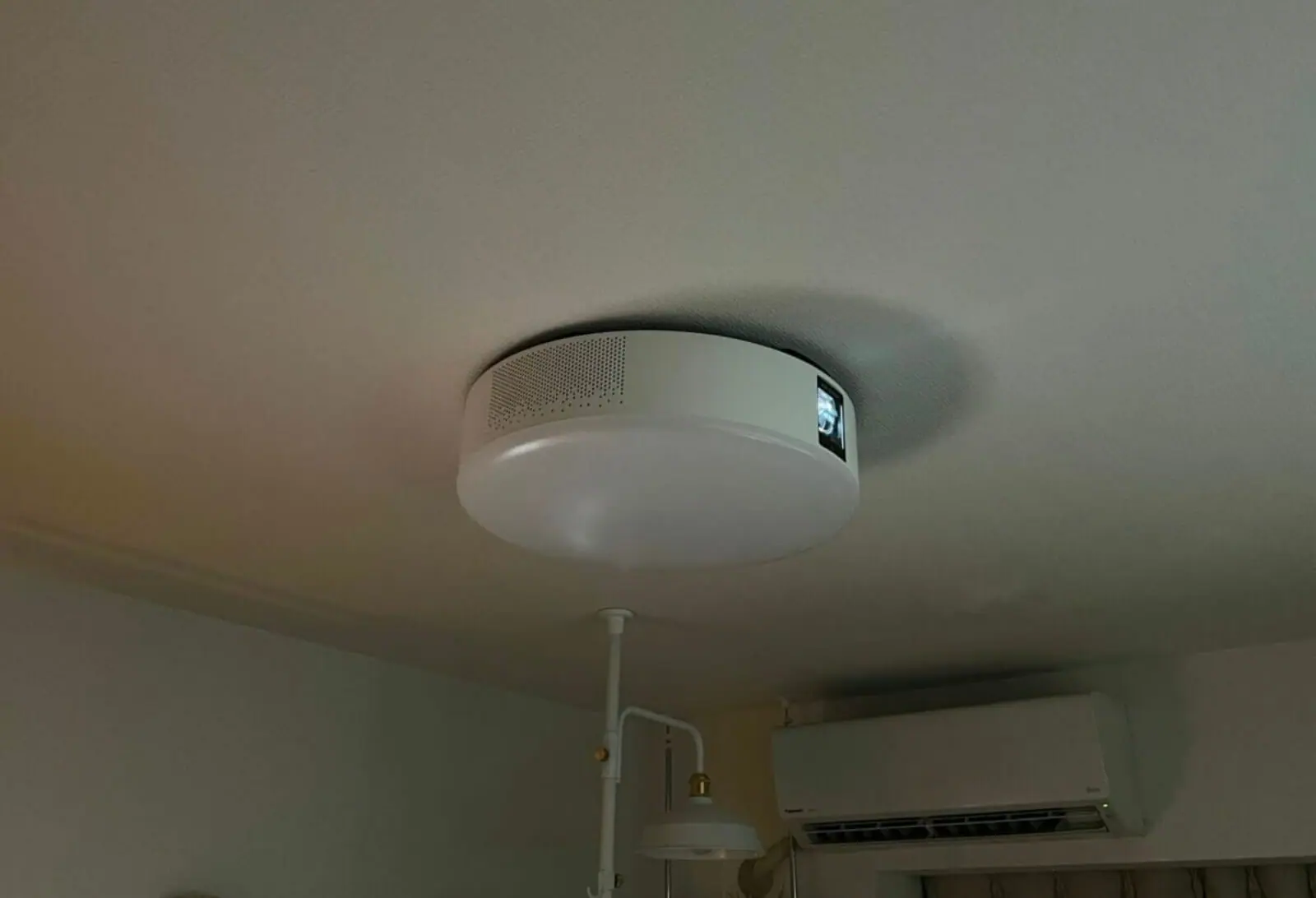 Aladdin X2 Plus レビュー｜2との違いは？テレビが不要になるスマート