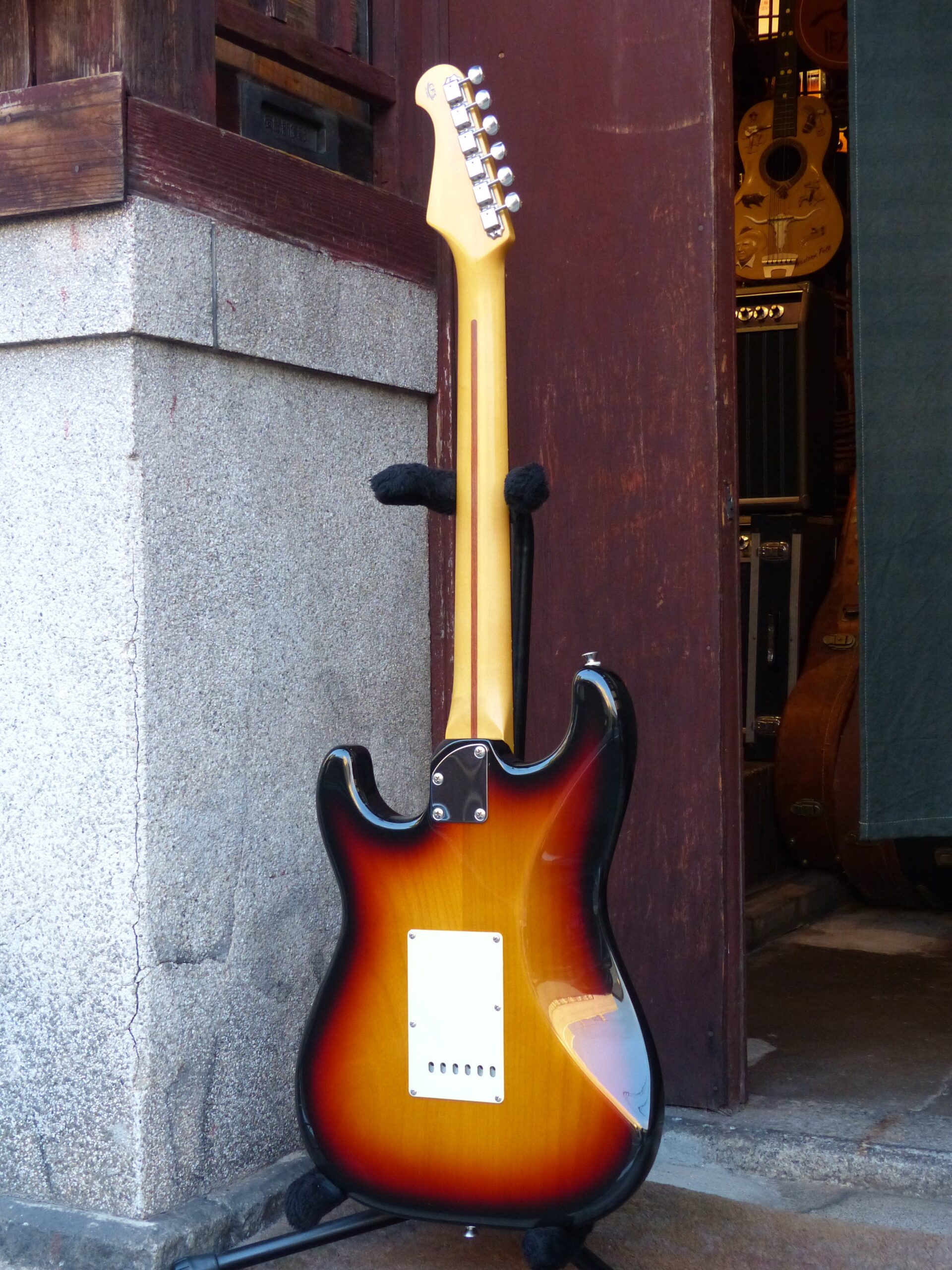 Cool Z 2000s ZST-1R – 京町家のギターショップ ライトニン