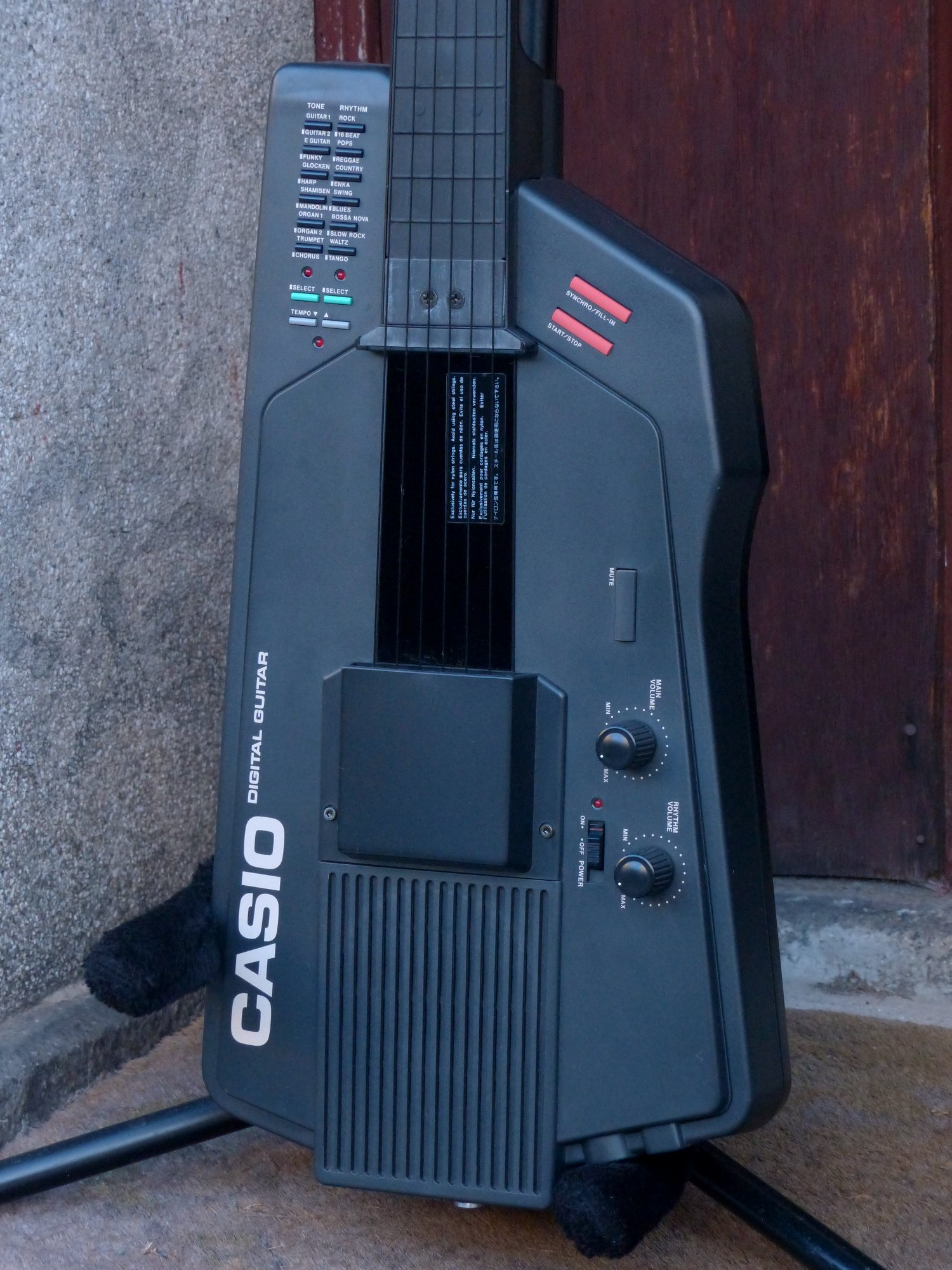 CASIO '80s Digital Guitar DG-1 – 京町家のギターショップ ライトニン