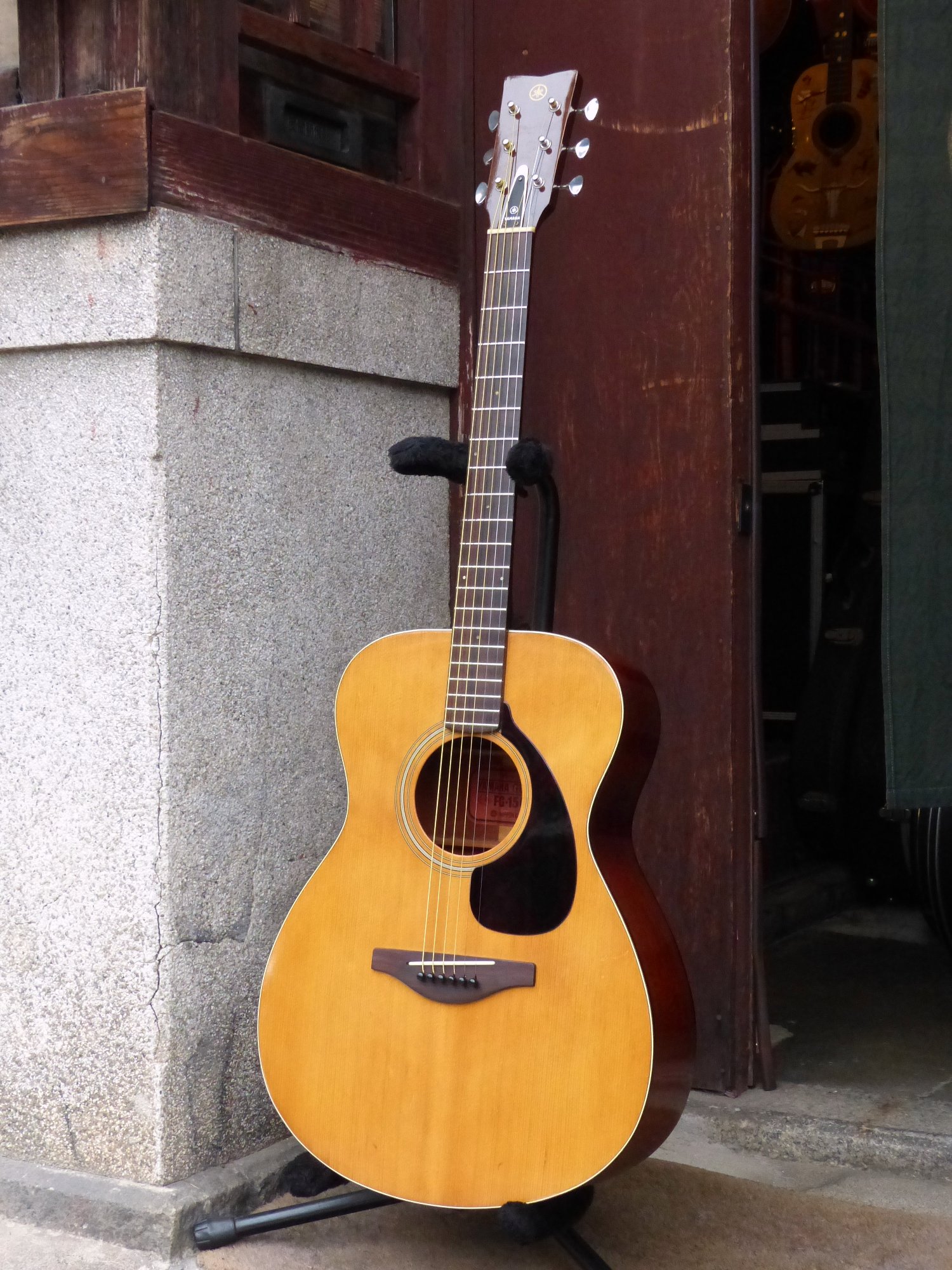 YAMAHA '71 FG-150 – 京町家のギターショップ ライトニン