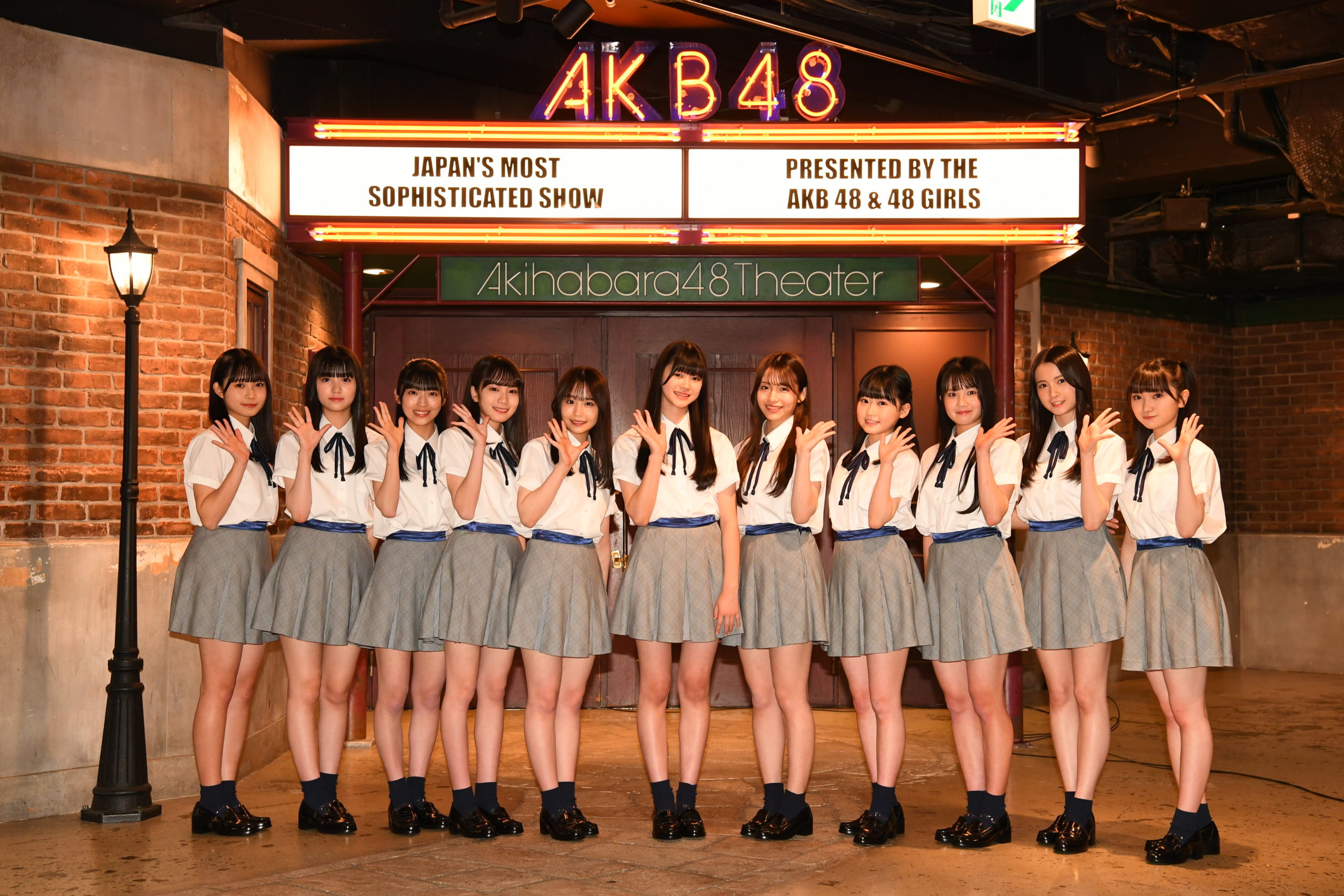 AKB48 期待の17期⽣、初外仕事として早々とTGCへの出演決定！ | Liveen