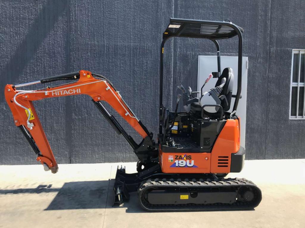 Hitachi ZX19U-6 - Mini excavator for sale in Verona by Emme