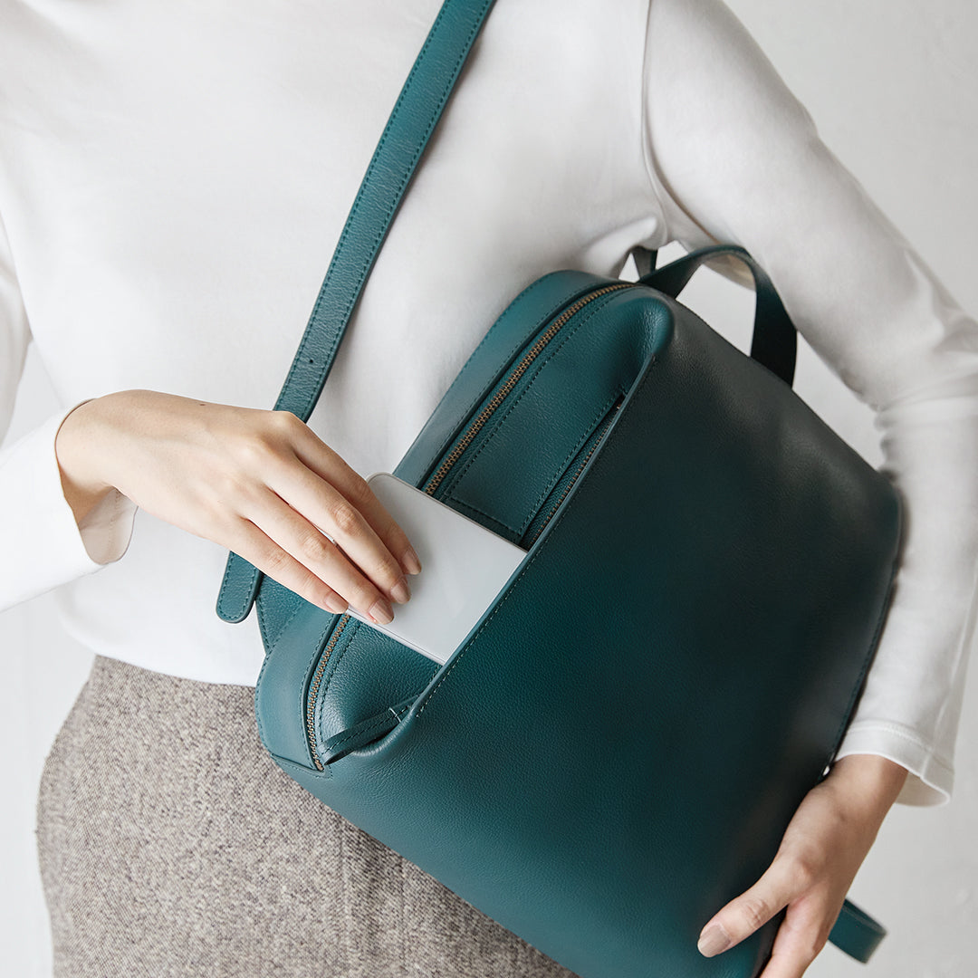 Kazematou Backpack M – マザーハウス 公式サイト