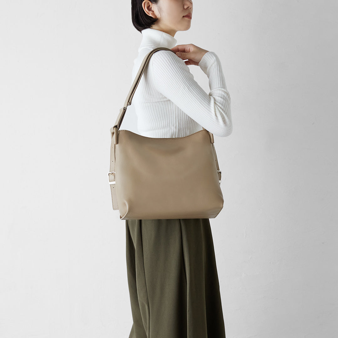 Yozora 2 Way Bag M (Milling) – マザーハウス 公式サイト