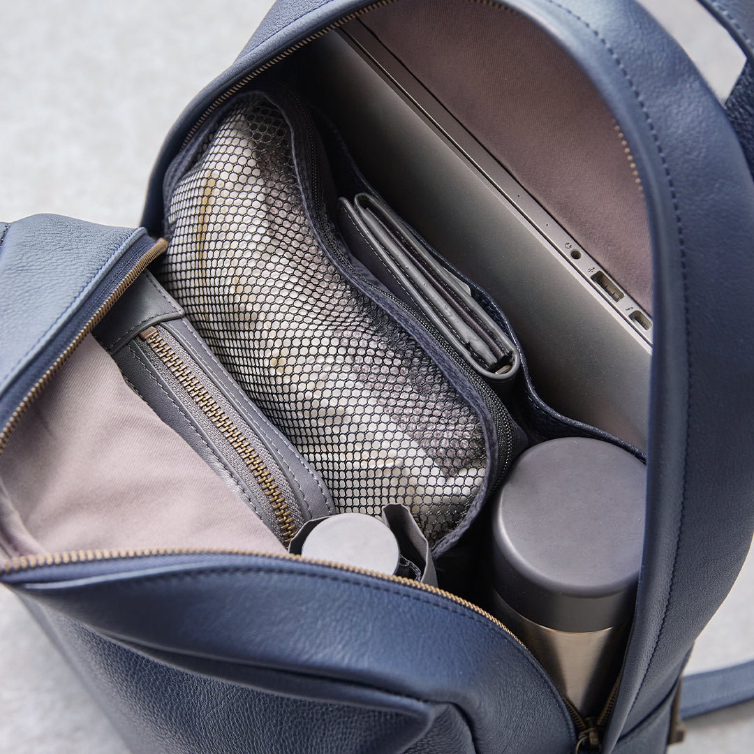 Kazematou Round Backpack – マザーハウス 公式サイト