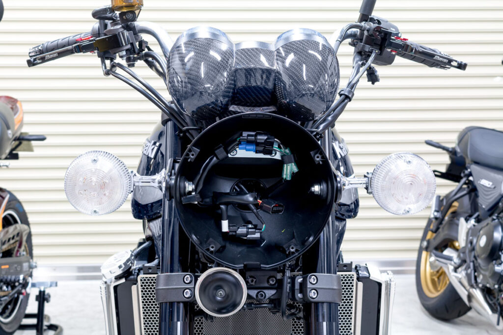 Z900RSヘッドライトカスタムが簡単に！ARCHIの新パーツが今秋発売予定