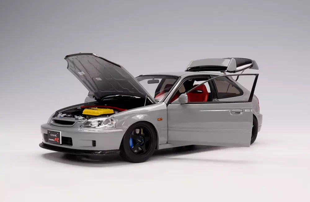 MotorHelix 1:18 Honda Civic Type-R Late Version (EK9) in Nardo