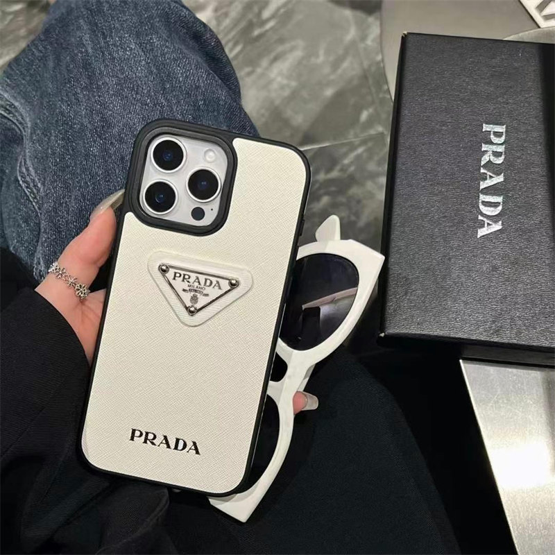 スマホケース プラダ サフィアーノレザー prada iphone16 ケース