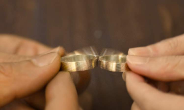 結婚指輪「恋桜」 | 結婚指輪・婚約指輪の杢目金屋