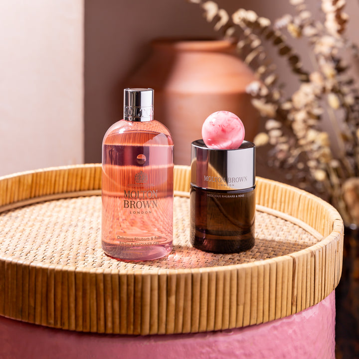 デリシャス ルバーブ＆ローズ バス＆シャワージェル 300ml – MOLTON BROWN