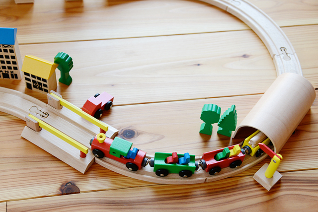 ◎NEW！◎MICKI汽車レールセット紹介ページ – TOYS&GIFTS MOMO