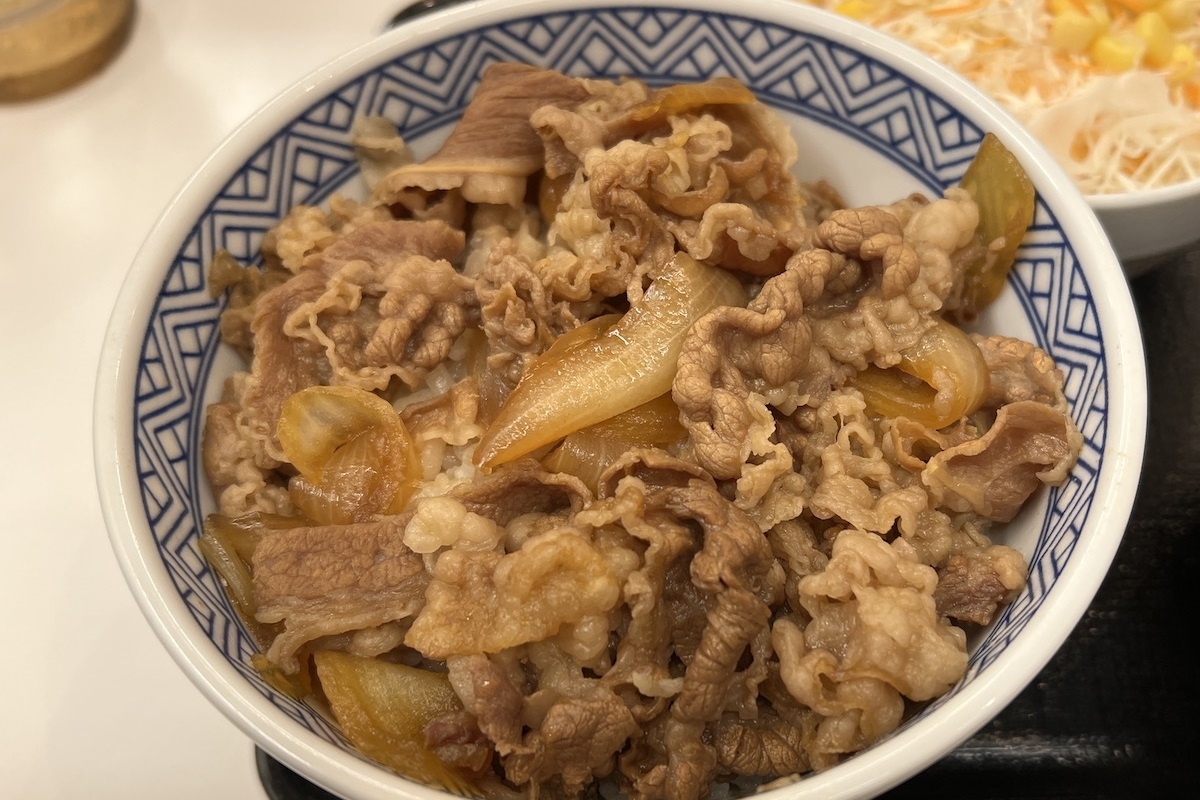 吉野家『牛丼並盛』468円に値上げの衝撃 すき家・松屋と68円の差