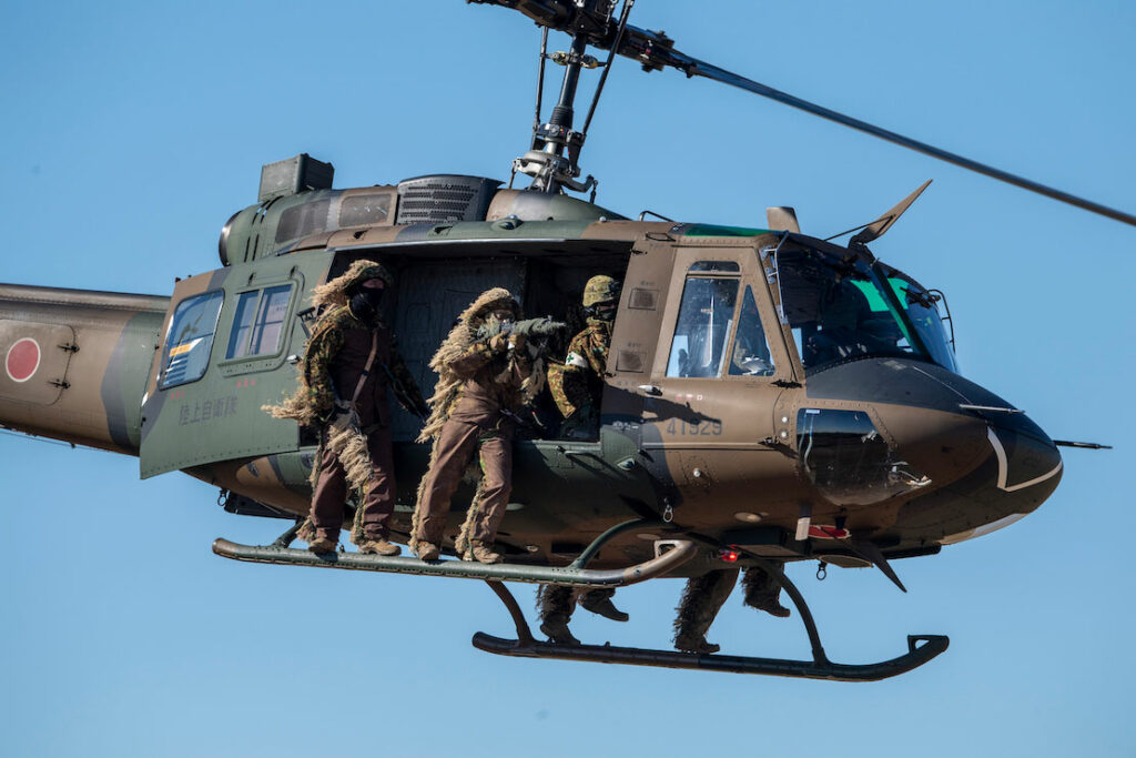 菊池雅之のミリタリーレポート陸自最強部隊！第1空挺団とは？ 降下訓練