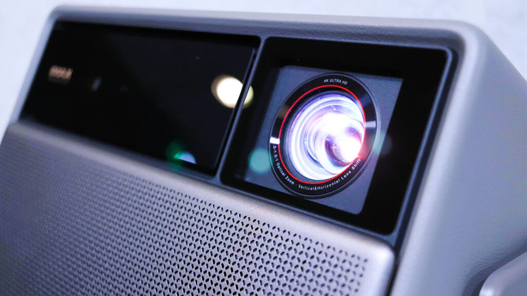 XGIMI「HORIZON 20 Max」。5700ISOルーメン圧倒的な明るさ体験してみた