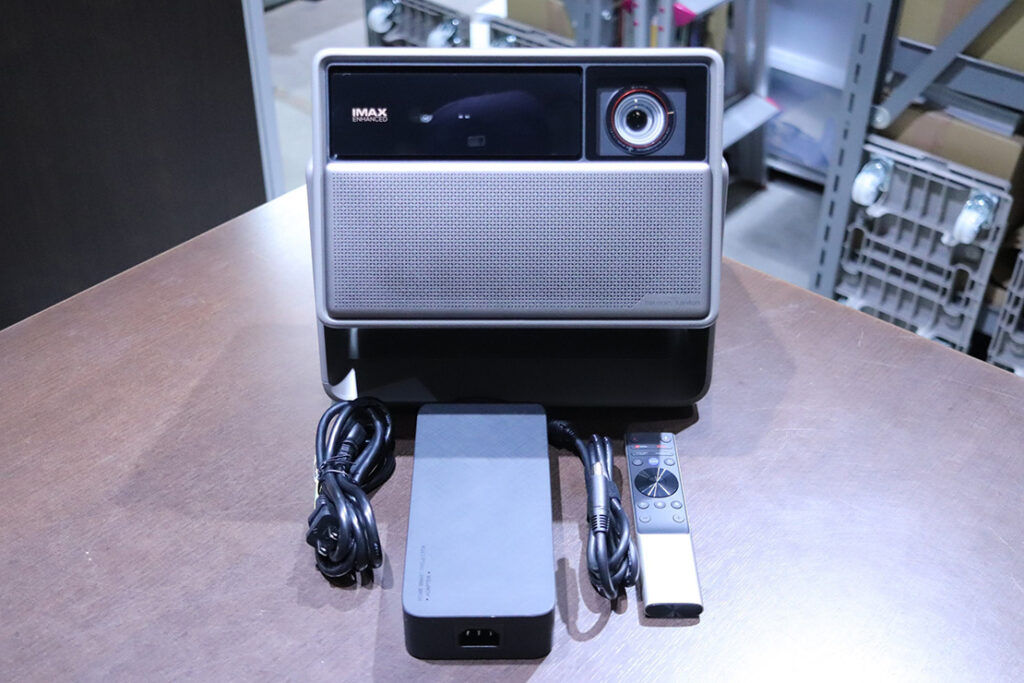 XGIMI「HORIZON 20 Max」。5700ISOルーメン圧倒的な明るさ体験してみた