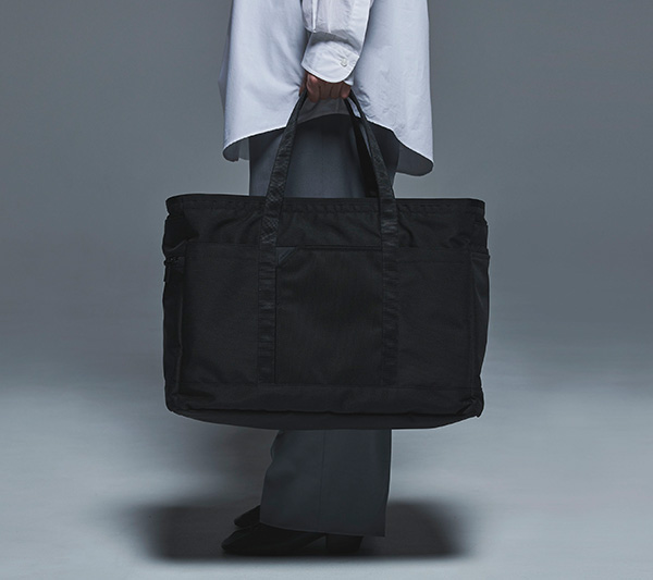 TOTE PRO L BLACK | PRO | PRODUCTS | MONOLITH OFFICAL ONLINE STORE