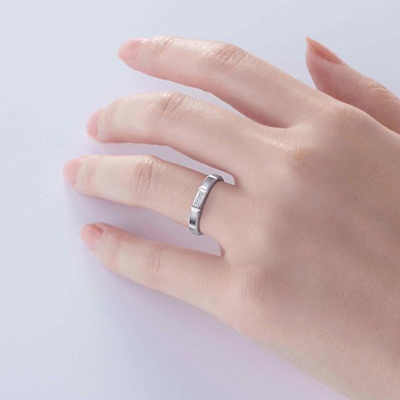 22WR76 | ダイヤモンドの結婚・婚約指輪 | MONNICKENDAM(モニッケンダム)