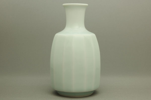 白山陶器 しのぎ 徳利｜和食器の通販 monsen