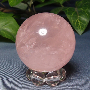 紅水晶（ローズクオーツ） - 水晶天然石専門店ムーンマッドネス