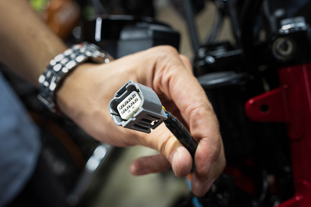 デュアル ヘッドライト フロント ラック キット