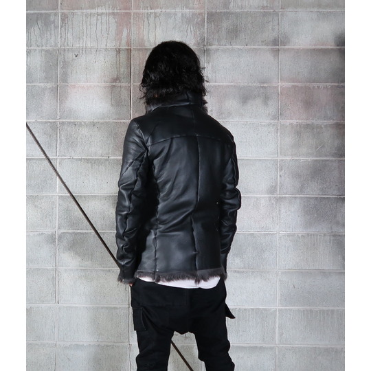 incarnation 、32591-41440、 SHEEP SHEARLING HI NECK BIAS ZIP DARTS