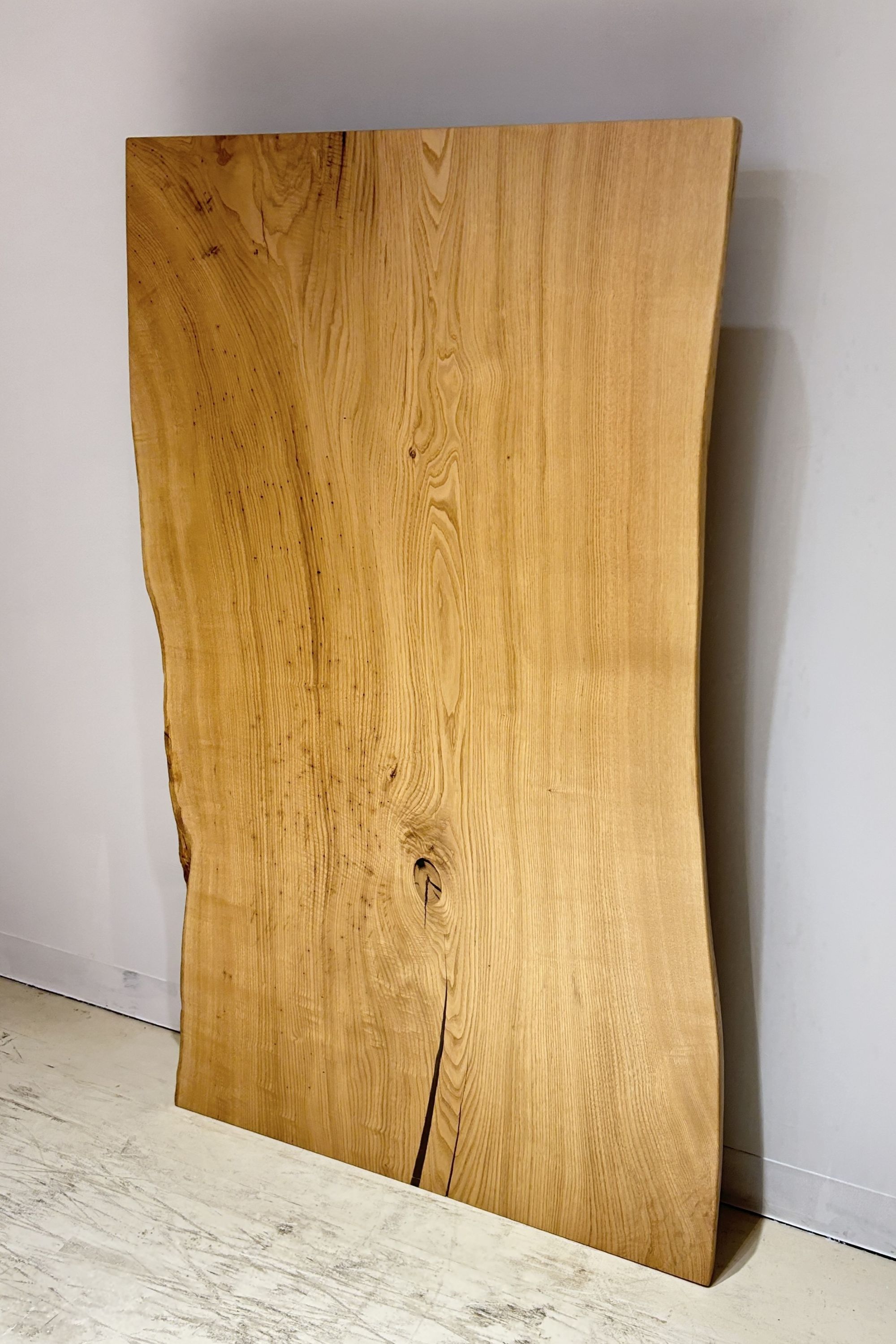 天然木 東京 新宿 東五軒町展示 楠（くすのき）材 一枚板 セール｜一枚