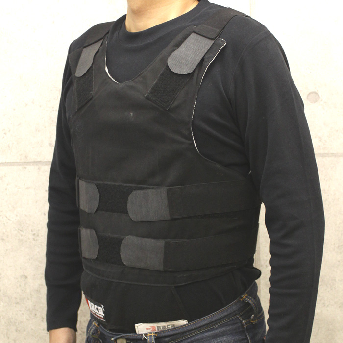 防弾チョッキ | 革ジャンのマックス・ケイディ