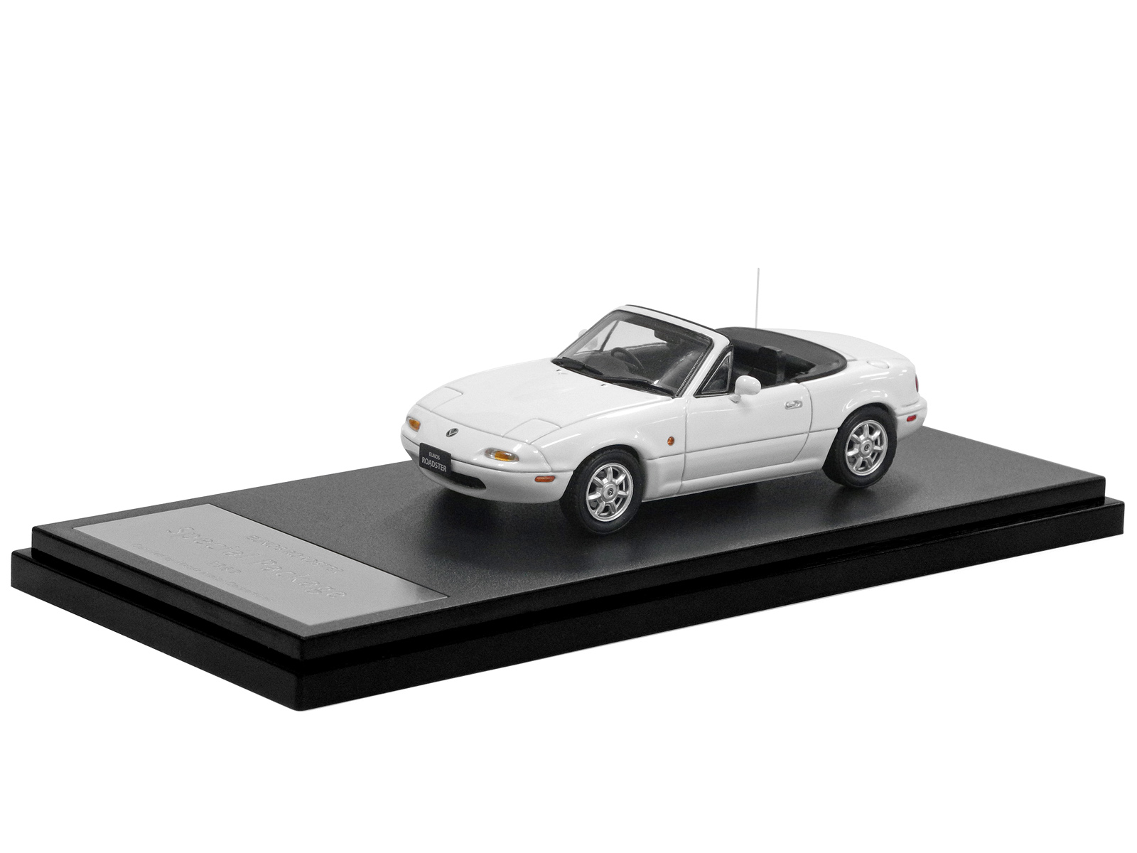 EUNOS ROADSTER（1989）S-PKGモデルカー 1/43