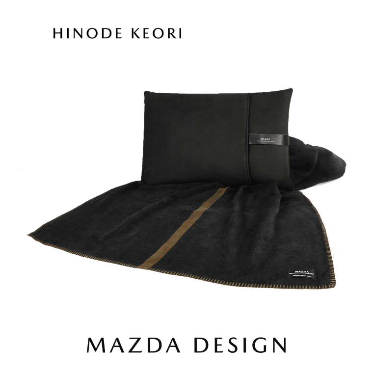MAZDA JOURNEY クッションブランケット（ピュアホワイト）