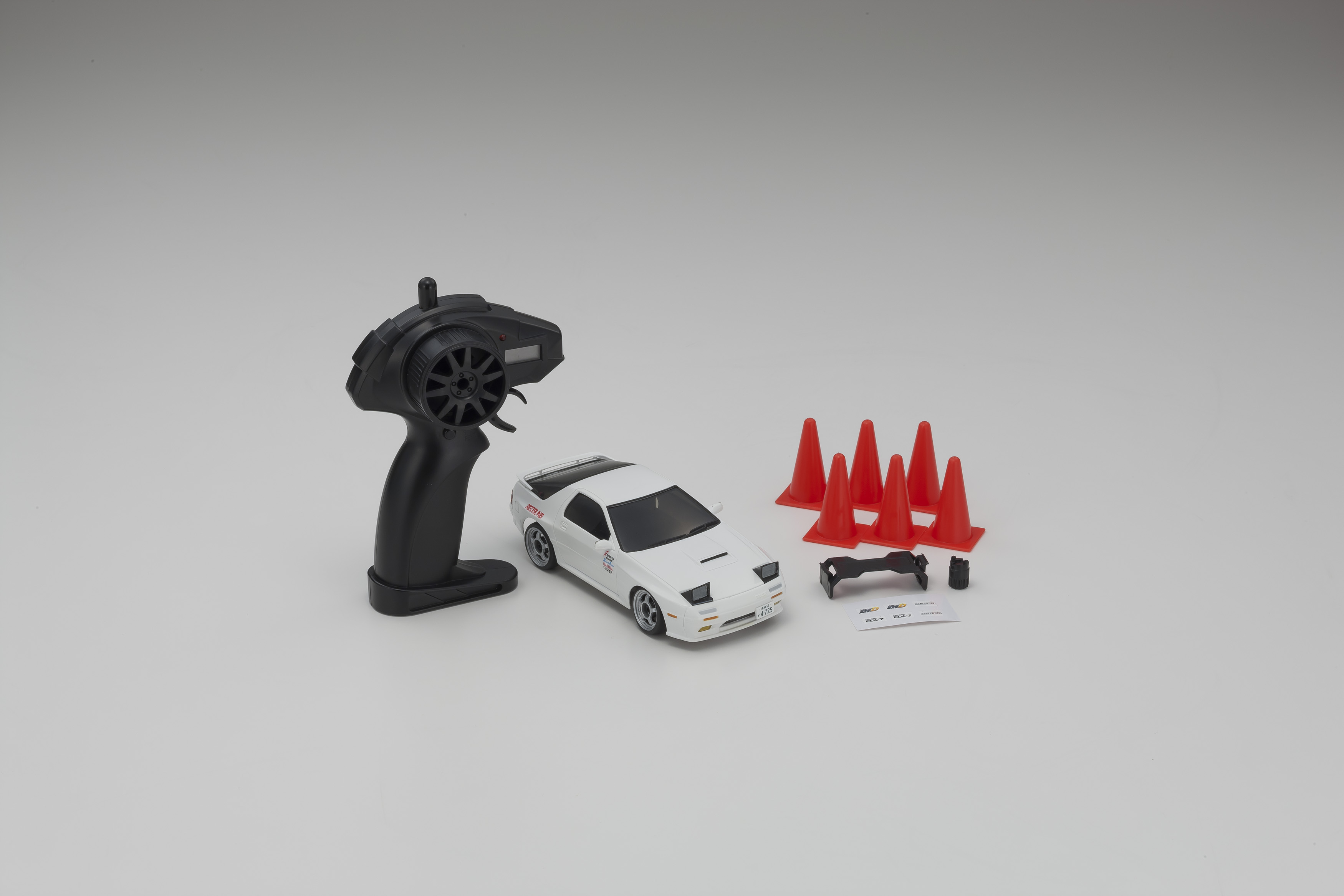 FIRST MINI-Z 頭文字D サバンナ RX-7 FC3S