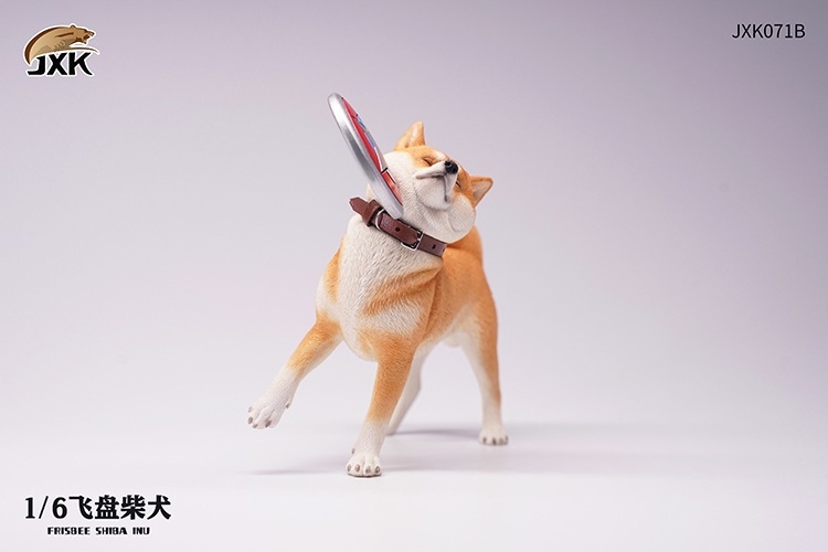Shiba Inu Dog with Frisbee (Beige) JxK Studio - Machinegun