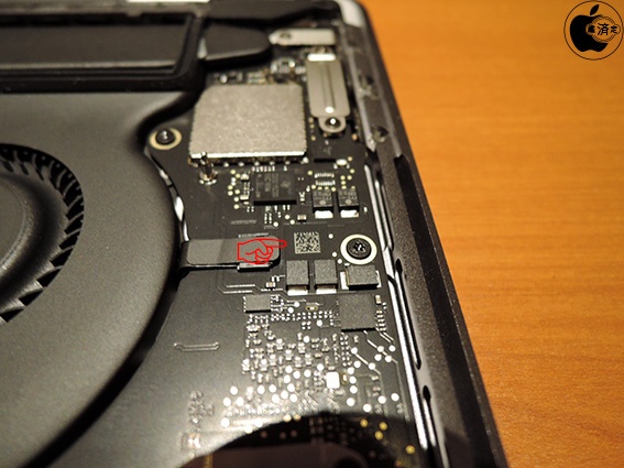 MacBook Pro (15-inch, Late 2016) をチェック（開け方） | Mac | Mac