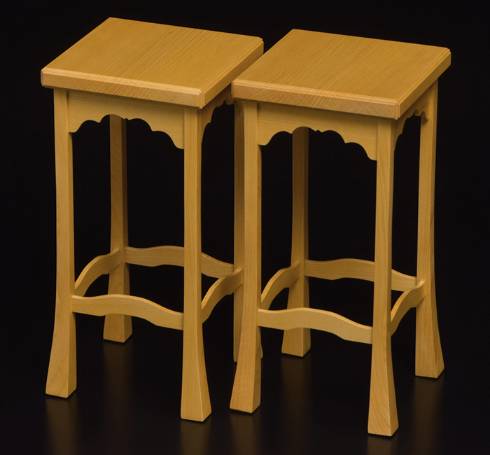 本榧四本脚駒台（高さ25～28cm） | 前川榧碁盤店