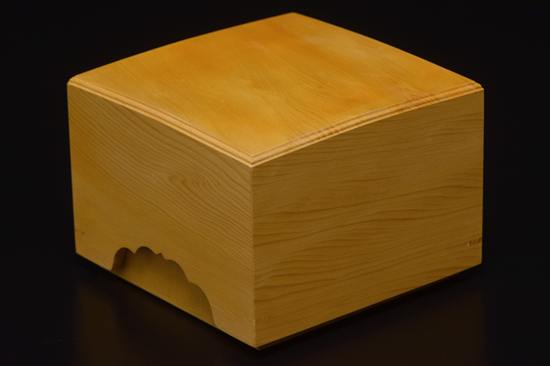 本榧駒箱（上製） | 前川榧碁盤店