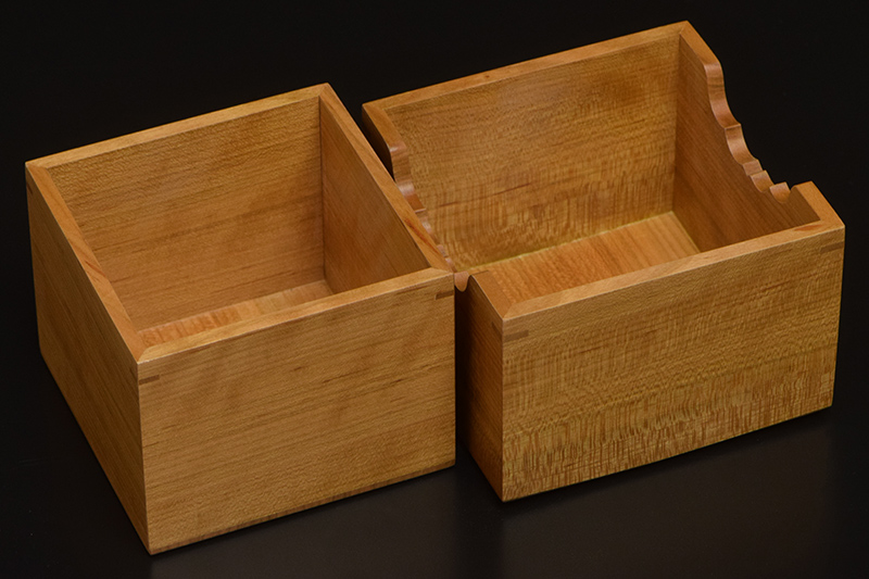 桜駒箱（上製） | 前川榧碁盤店